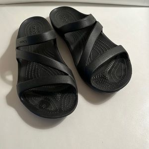 Crocs Kadee II - women’s sandals - size 9 - black